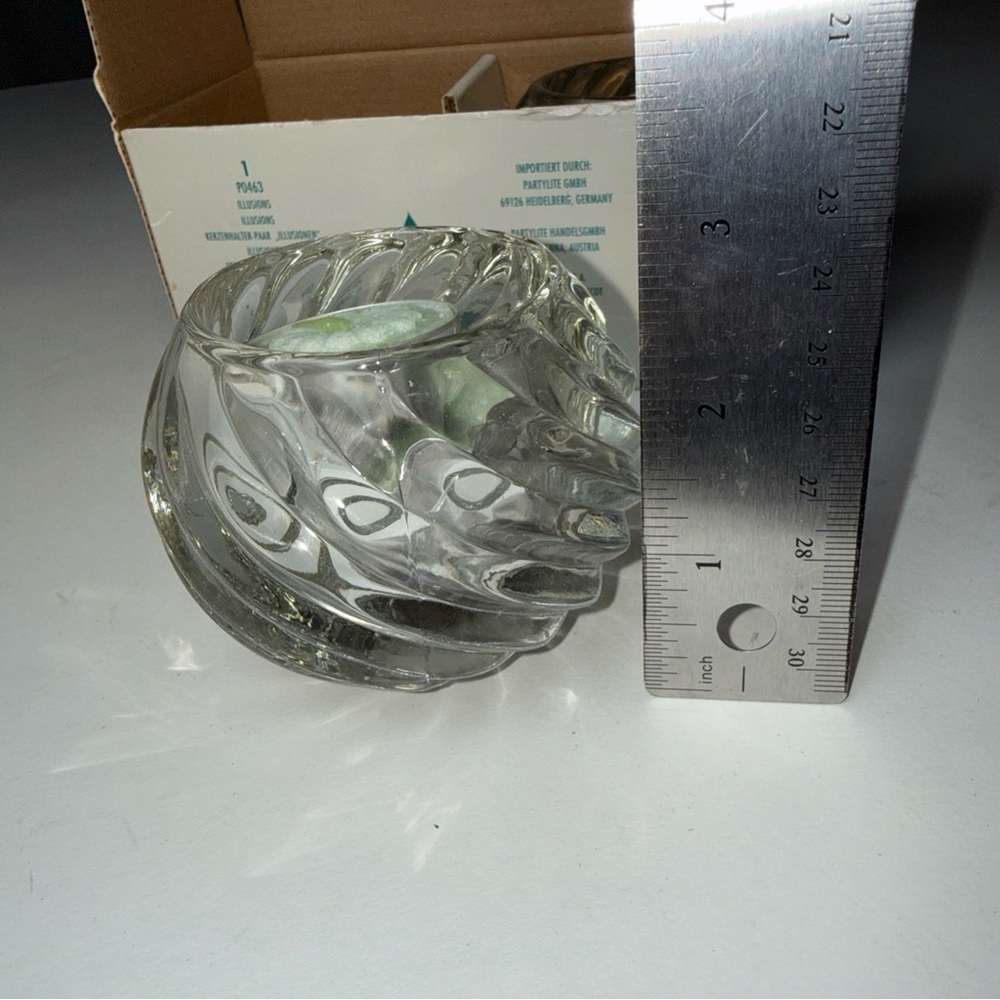 PartyLite Glass 2 Candle Holders Illusion Swirl Votive Tealight Holder Clear USA - Picture 11 of 11